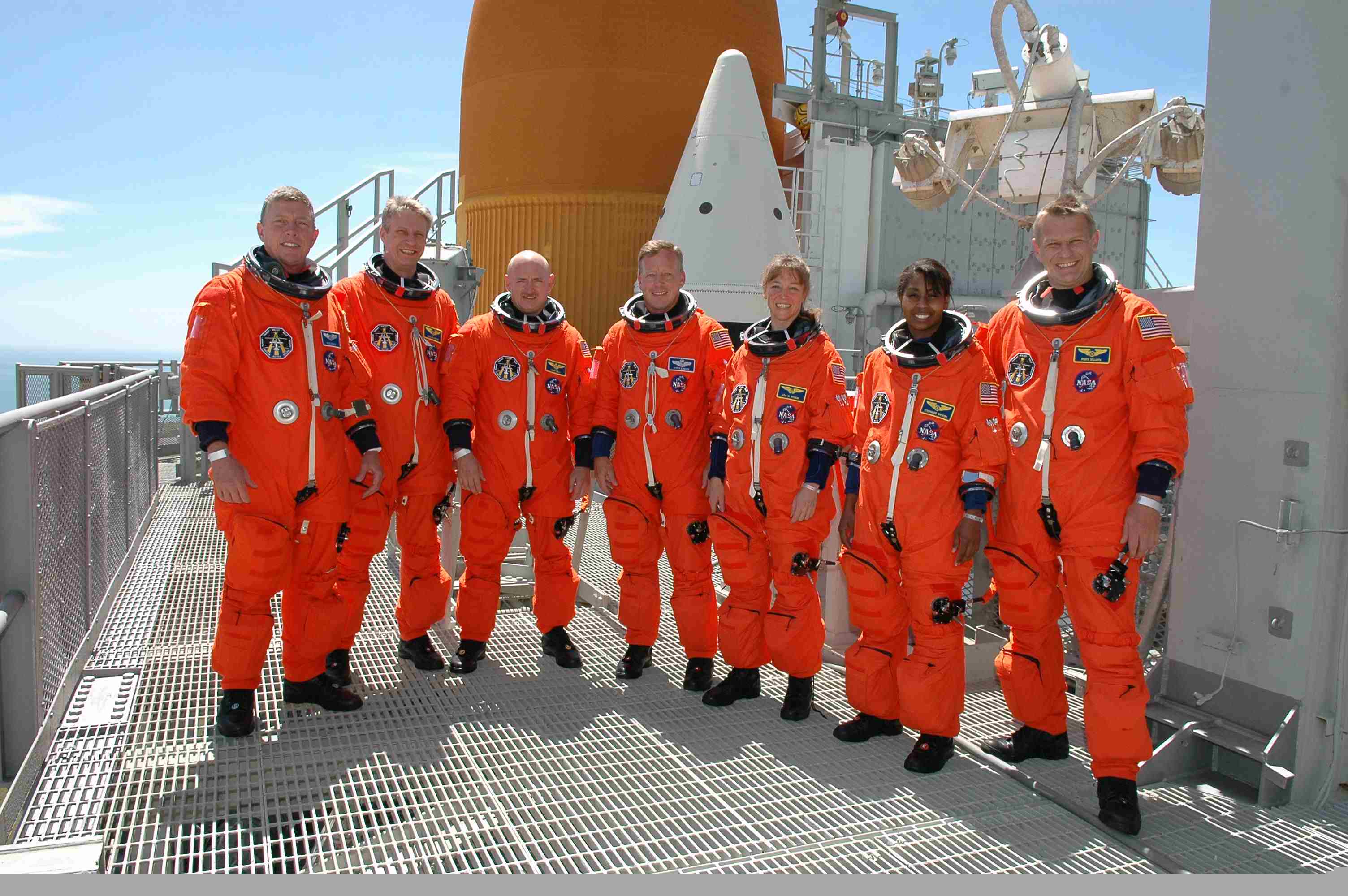 L'equioaggio durante i test.